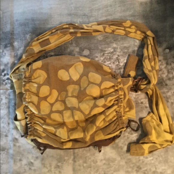 Natibaby jaffy giraffe baby wrap diaper bag (CDB)